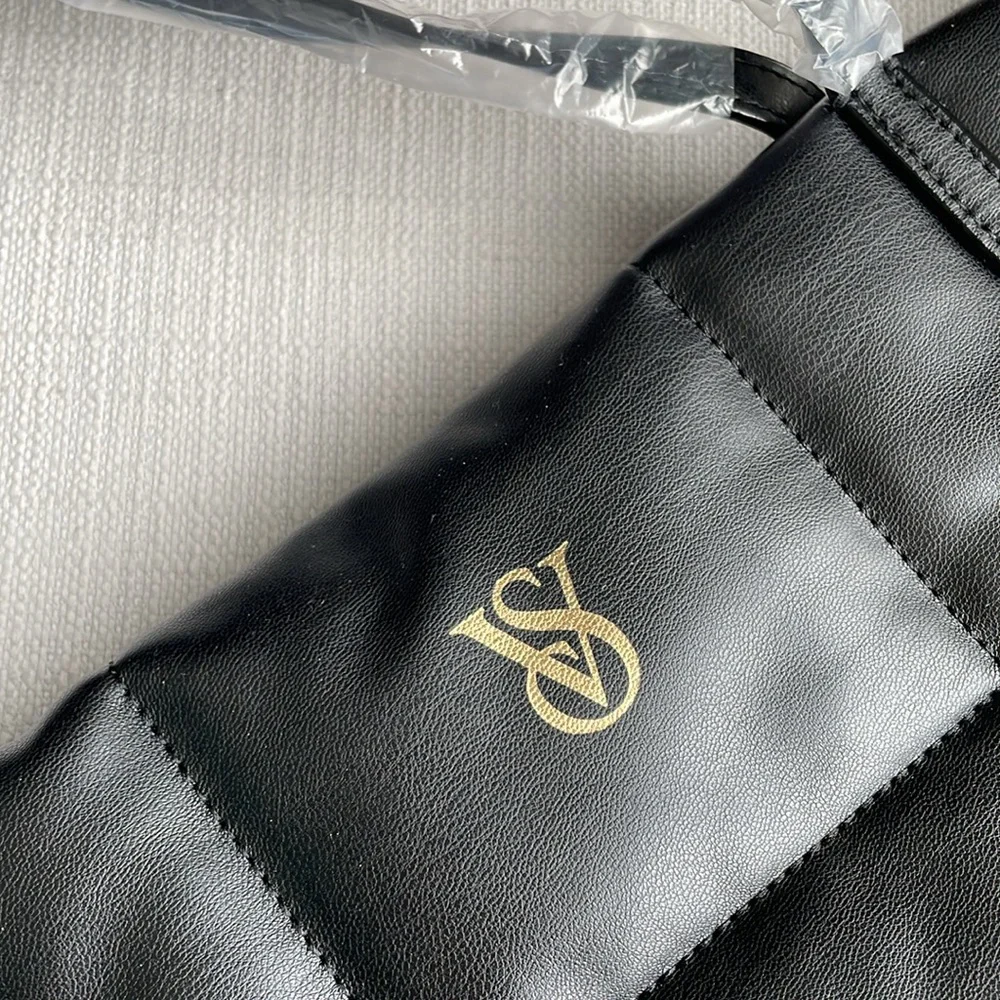 Victoria’s secret black puffer tote bag - Picture 5 of 14